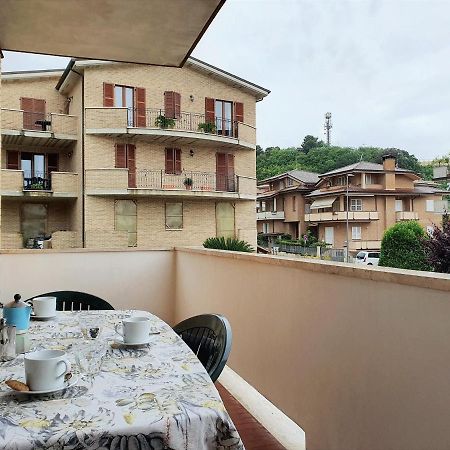 Апартаменты Casa Rossella Порто-Сант'Эльпидио Экстерьер фото